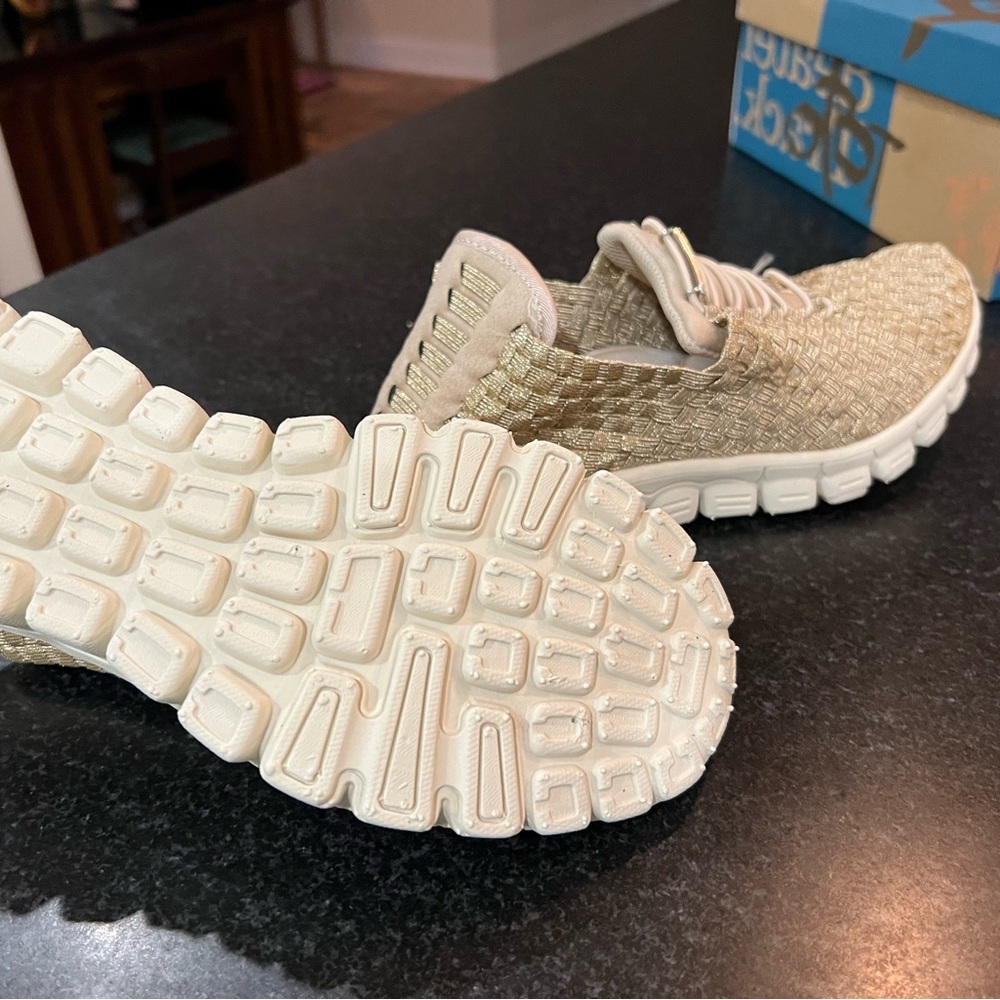 Zee Alexis size 8 gold tennis shoes